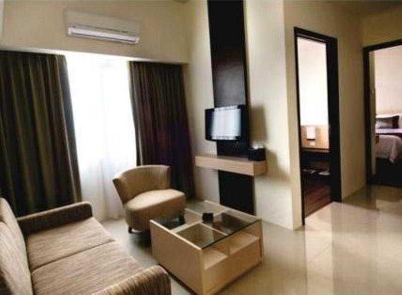 Apartemen 1 Bedroom Solo Paragon Surakarta Eksteriør billede