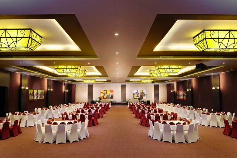 Apartemen 1 Bedroom Solo Paragon Surakarta Eksteriør billede